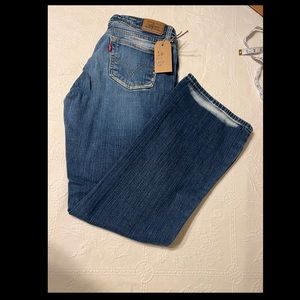 Levi’s 518 size 7